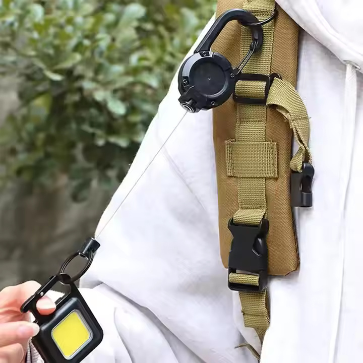 Karabiner met oprolbare kabel - Zwart